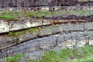 Lenticular bedded fluvial deposits